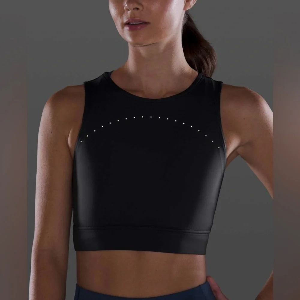 Lululemon Hotty Hot Cropped Tank in Graphite Grey